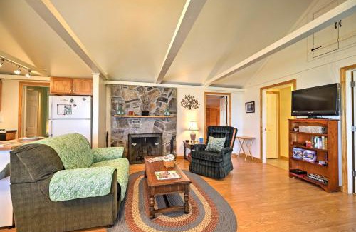 Isle La Motte House | Willow Point about Lake Champlain House with 2 Kayaks!