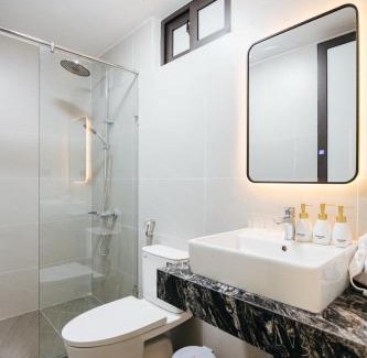 Old Quarter Apartment | Willow Trackside Apartment