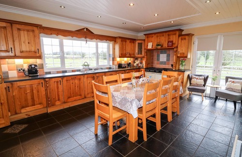 Newry Cottage | Willow Tree Farm House