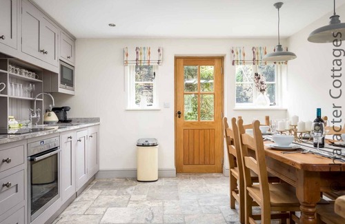 Snowshill Village Cottage | Willow Vale