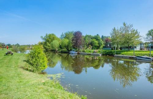 Tiddington House | Willowbank Lodge