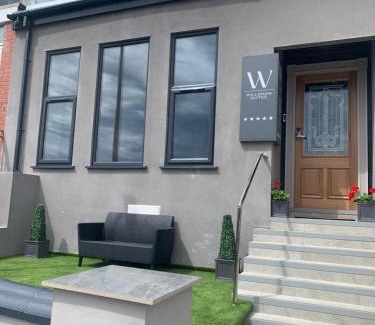 North Shore Apartment | Willshaw Suites for families over 25 only