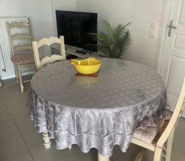 Les Chatelliers-Chateaumur Apartment | Willy et Flo