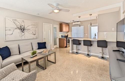Wilton Manors Apartment | Wiltonplex B