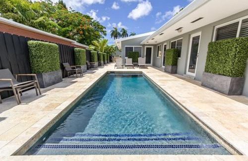 Wilton Manors Apartment | Wiltonplex B