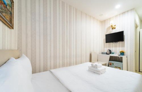 Phu My Hung Hotel | WIN hotel & Apartment