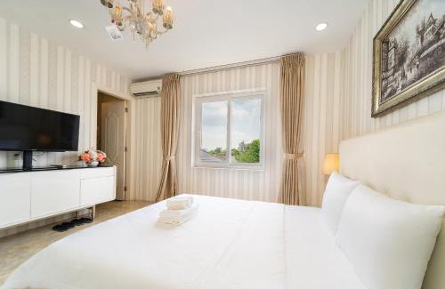 Phu My Hung Hotel | WIN hotel & Apartment