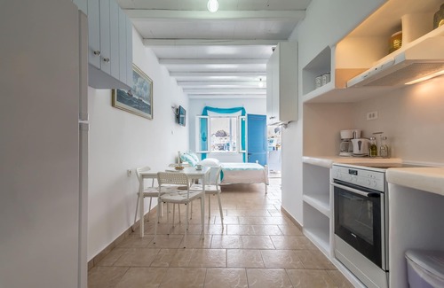 Firopotamos Apartment | Wind apartment on the beach - Blue Mare Apartments