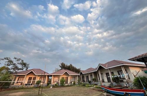 Alibaug Hotel | Windchime Cottages