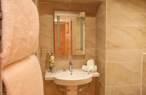 Windermere Hotel | Windermere Boutique Hotel Spa Suites & Hot Tubs