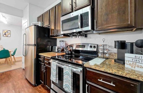 Ocoee Apartment | Windermere CasaMirella · 2BR/Modern/Fast Wi-Fi/Pool/gym/near Disney Parks