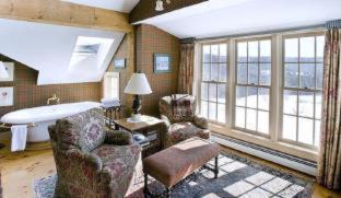 West Townshend Hotel | Windham Hill Inn