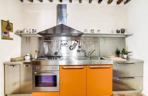 Montalcino Villa | Windmill Villa with Beautiful Garden and Pool
