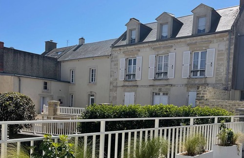 Port-en-Bessin-Huppain Apartment | WINDOWS AND BALCONY OVER THE SEA - Cap Mer is a 100m2 penthouse apartment.