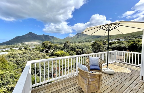 Noordhoek House | Windrose With Perfect Seaview