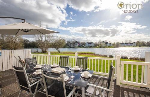South Cerney House | Windrush Lake 82, Puffin Lodge - P