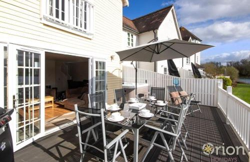 South Cerney House | Windrush Lake 82, Puffin Lodge - P
