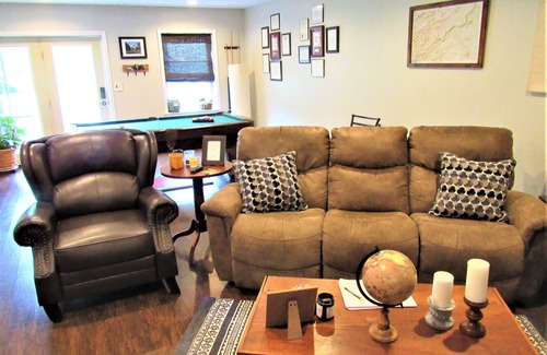 Galax Apartment | Windsor Heights Guest Suite