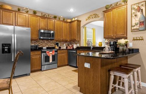 Coffeyville Villa | Windsor Hills Villa w pool near Disney