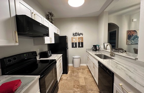 Windsor Palms Condo | Windsor Palms 2 bed ground floor condo near DISNEY!