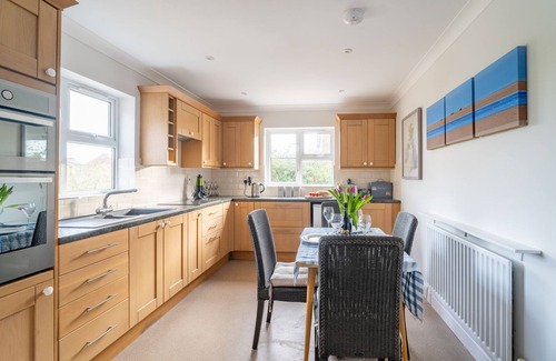 Burnham Market Cottage | Windy Ridge - a 365 marketing that sleeps 4 guests in 2 bedrooms