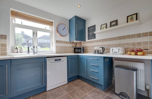 Colyton House | Windy Ridge - Three Bedroom House, Sleeps 6