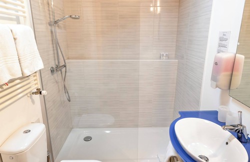 Castelrotto Bed & Breakfast | Wine & Art Relais Vallombrosa