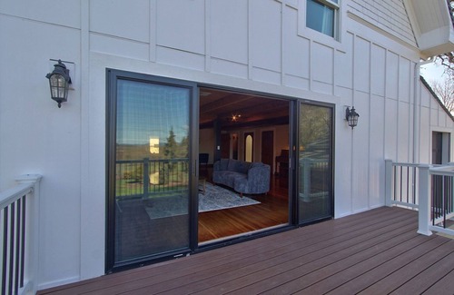 Carlton House | Wine Country Escape: Luxe Suite + Game Lounge