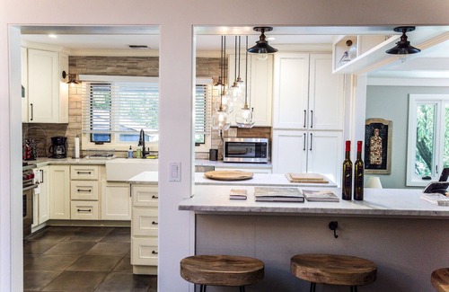 St. Helena House | Wine Country Escape - minutes from downtown Saint Helena
