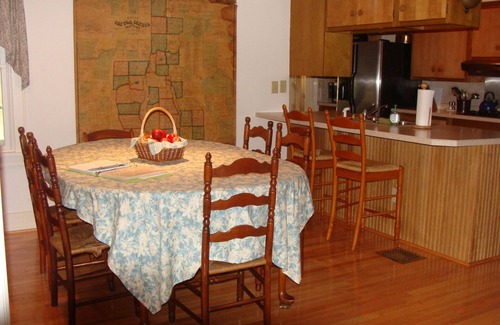 Trumansburg House | Wine Country Family-Friendly Iconic Estate in the Heart of the Finger Lakes
