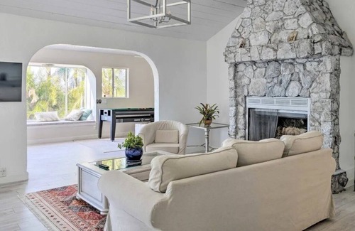Temecula House | Wine Country Getaway, surrounded w/ nature