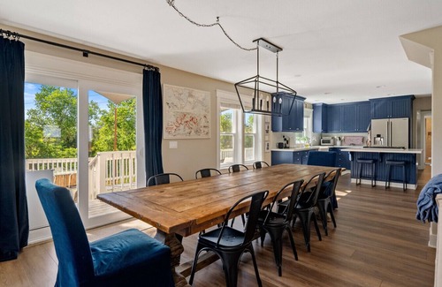 Paso Robles House | Wine Country Modern Farmhouse with Heated Pool, Hot Tub, Cybertruck