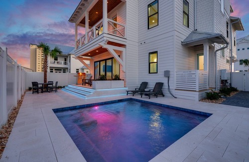 Biltmore Beach House | Wine Down | 6 Bedroom | Amazing Gulf Views | Private Pool | Beach access 1 min. walk