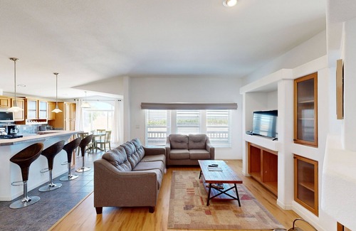 Paso Robles House | Wine Enthusiast Escape w/Vineyard Views - 7 Miles to Downtown