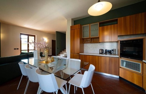 Monticelli Brusati Villa | Wine & Ginger - Luxury Villa x8