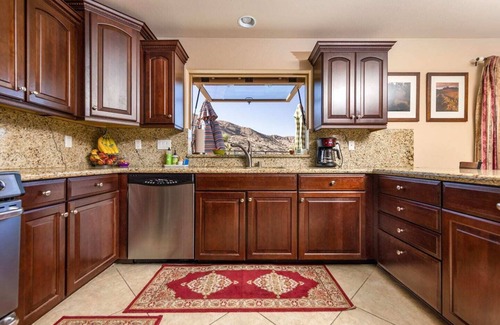 Yucca Valley House | Wine Lover's Retreat: Heated Pool, Spa, Outdoors