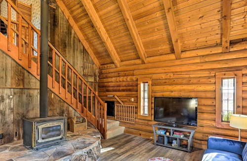 Cottonwood Cabin | Wine Lover’s Retreat Located in Burnsini Vineyards