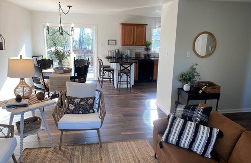 Sharpsburg House | Wine Weekend Getaway: Steps to Winery & Battlefield w/Mountain Views & Hot Tub!