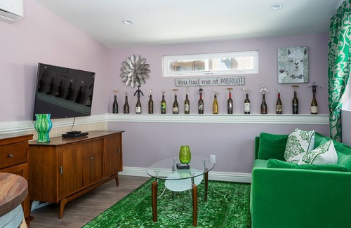Paso Robles Cottage | WINE WHIMSEY-The Westside Cottages 1 Bed/1 Bath with Jacuzzi