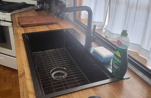 Waterloo House | Wineries, lakes, parks, Amish markets, 360 vistas, center Finger Lakes 2B, 2B!