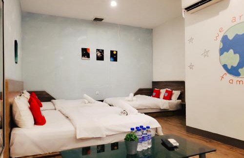 Hulu Kinta Hotel | Winggarden Murals House by JE Boutique Guesthouse