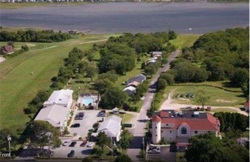 Misquamicut Hotel | Winnapaug Inn