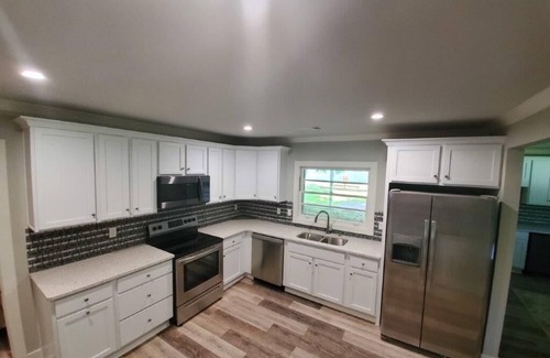 Hot Springs House | Winners Circle House Walk to Oaklawn Racing & Casino-4 Bedroom 4 Bath, Game Room