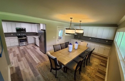 Hot Springs House | Winners Circle House Walk to Oaklawn Racing & Casino-4 Bedroom 4 Bath, Game Room
