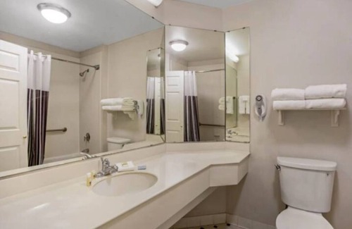 Winston - Salem House | Winston-Salem! Never boring, Always Fun! Relax &.