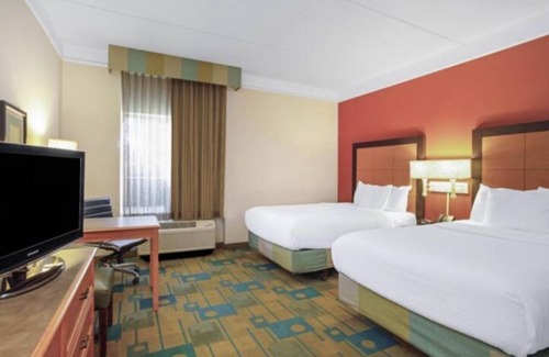 Winston - Salem House | Winston-Salem! Never boring, Always Fun! Relax &.