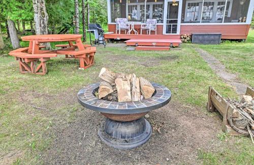 Solon Springs House | Winter Lake Escape with Access to Ice Fishing!