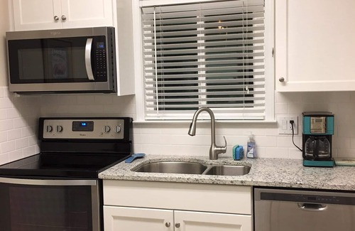 Holiday Isle Condo | Winter Mthly Rates Avail., FREE BEACH SETUP Mar-Oct,1st FLR, ON CANAL/HARBOR