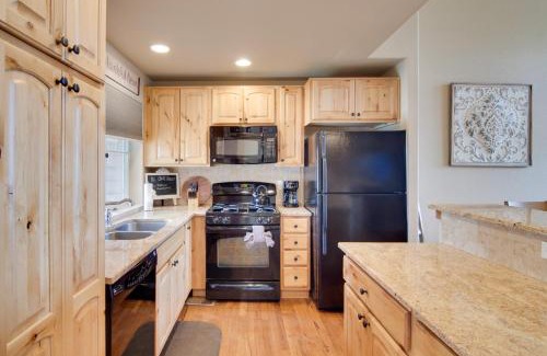 Rendezvous House | Winter Park Chalet with Hot Tub and Free Shuttle!
