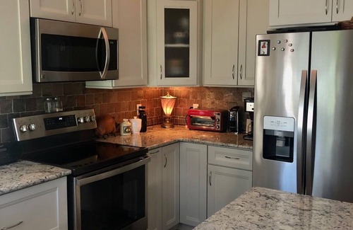 Gleneagle House | Winter Special 4 mo stay Jan-Apr 3750/mo includes utilities 3 bed/3 baths & more